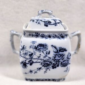 Antique 19th century Grindley sugar bowl - blue transfer ware in the "Spring"